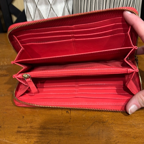 Coach Twist Madison Leather Continental Gathered Wallet with Original Coach Box - Picture 11 of 16